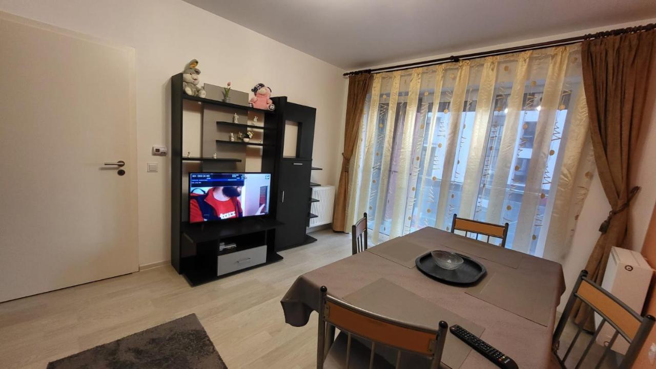 Elissa Apartment Брашов Екстериор снимка